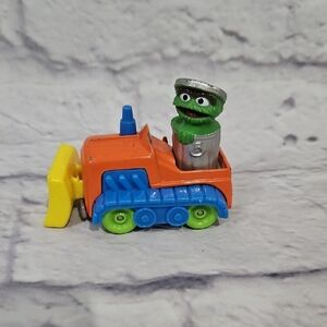 Vintage 1986 Oscar The Grouch Toy